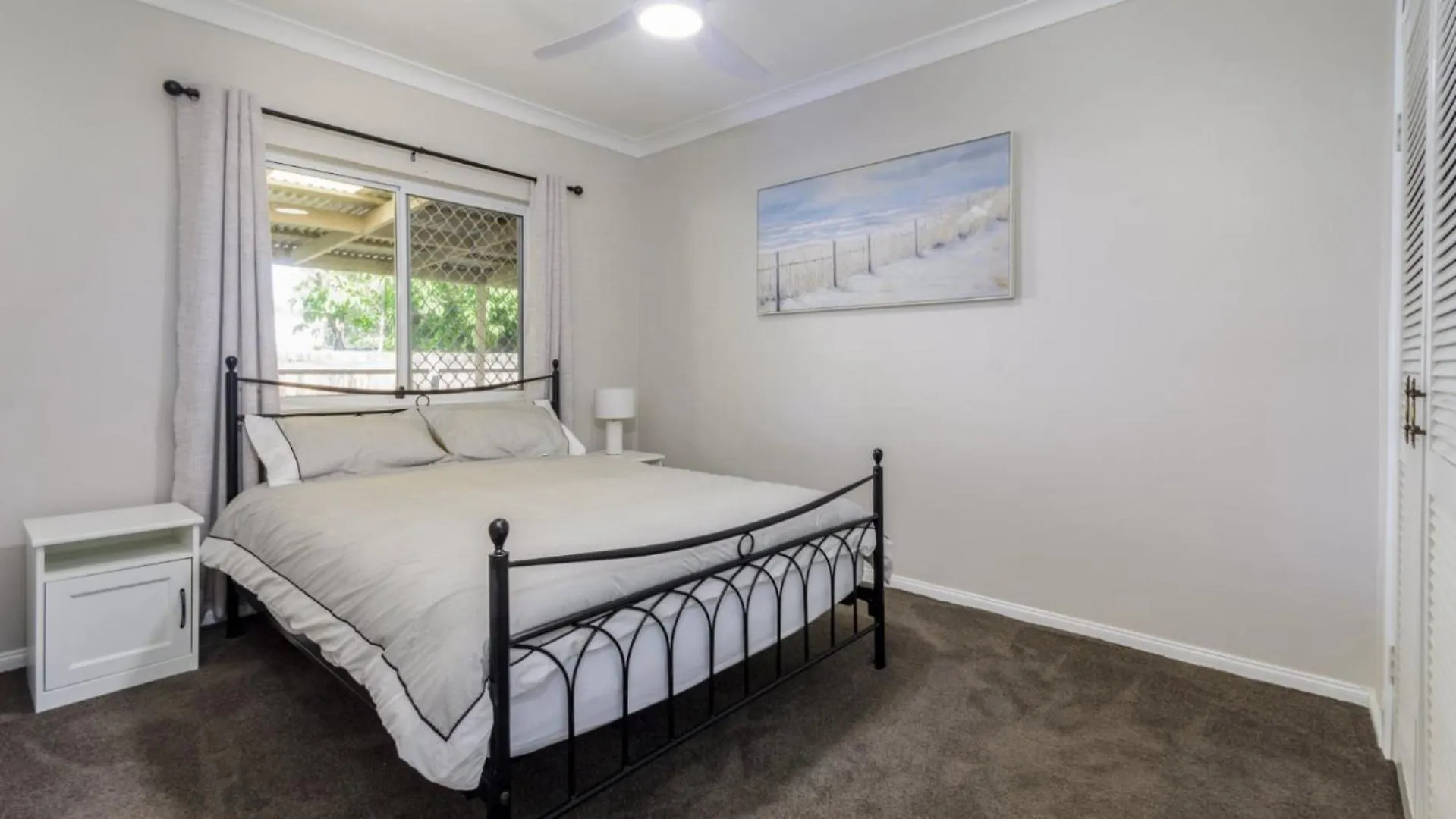 Take A Dip At Eucalypt Villa Bellara Holiday home